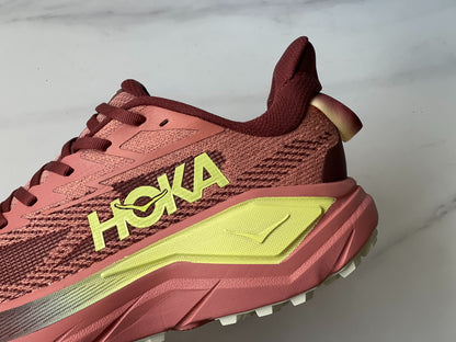HOKA Challenger 8 Citrus | Fluorescent Yellow Shoe