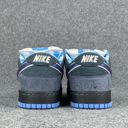 NIKE DUNK SB LOW BLUE LOBSTER Shoe
