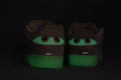 Dunk Low SB 'Mummy' Shoe