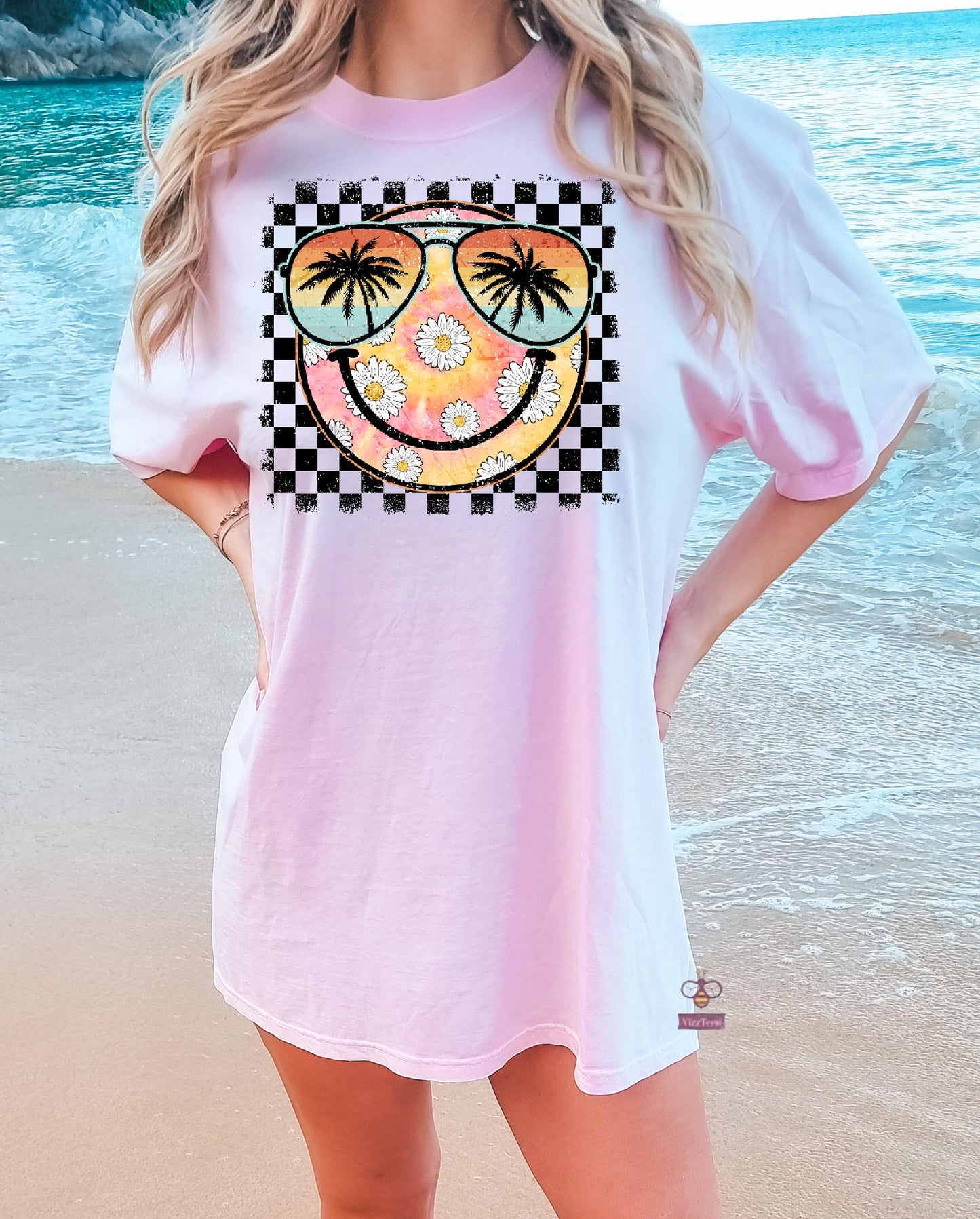 Summer Smile Face Shirt, Popular Preppy Checkered Aesthetic Women Shirts, Girls, Daisy Smile Tie Dye, Beach, Girly, Hibiscus, Lake Tee