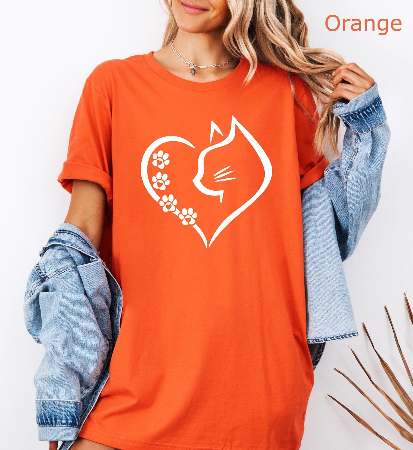 Cat Heart Shirt, Cat Shirt, Cats Shirt, Gift for Cat Mom, Cat Mom Shirt, Cat Shirts for Women, Cat Lover Shirt, Cat Owner Gift Idea