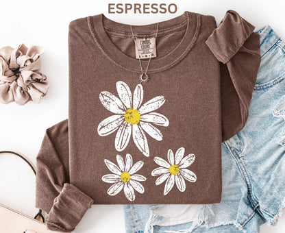 Comfort Colors Daisy Long Sleeve Shirt, Boho Floral Graphic Retro Aesthetic Flowers Long Shirt, Trendy Spring Long Sleeve Shirt for Women