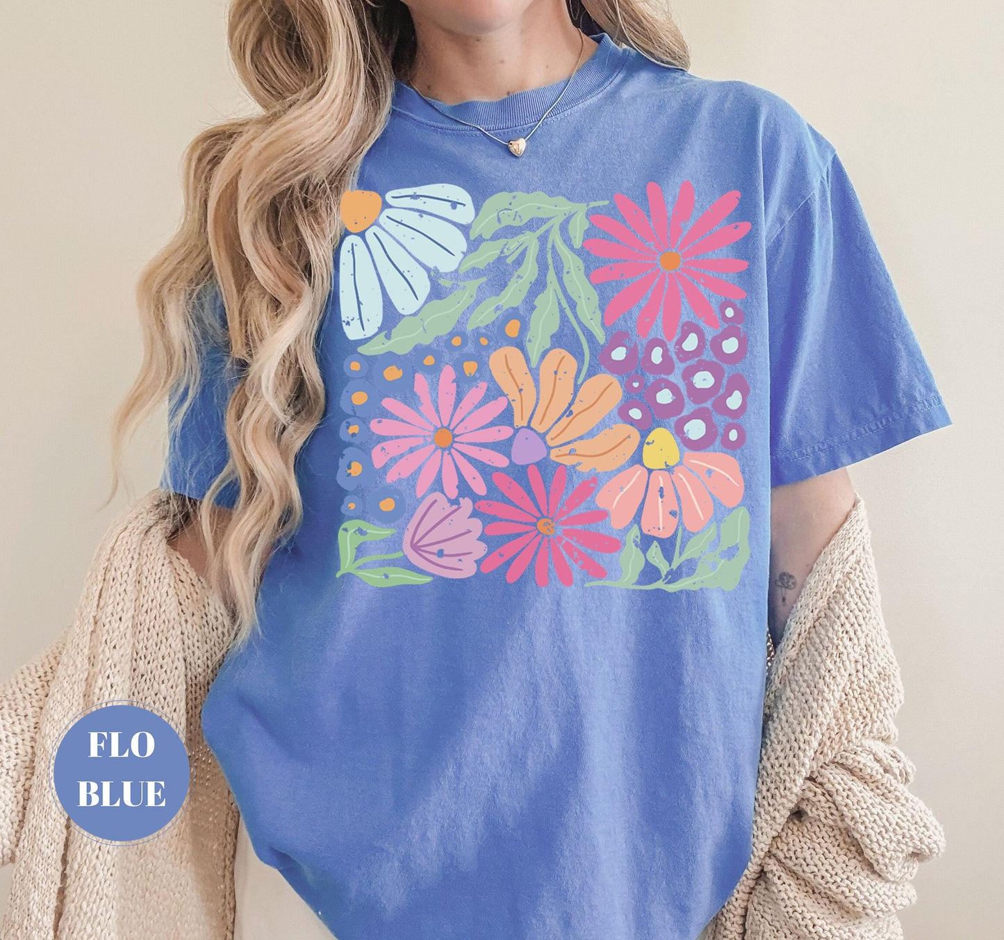 Trendy Boho Floral T-Shirt, Comfort Colors Shirt, Flower Graphic Tshirt, Cute Spring Garden Botanical Top, Summer Gift for Her, Women's Tee