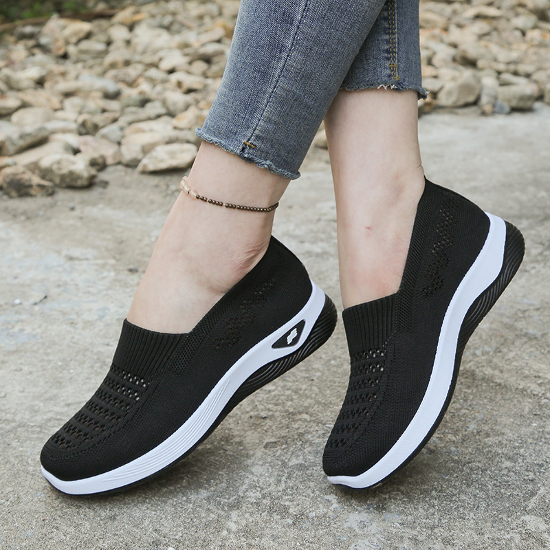 🥳SUMMER HOT SALE🥳💞50K+ SOLD!💥50% OFF! 🔥 Breathable Summer Shoes – Trendy & Ultra-Light Slip-Ons – Perfect for beach, travel or casual days – airy comfort all day long 🌊
