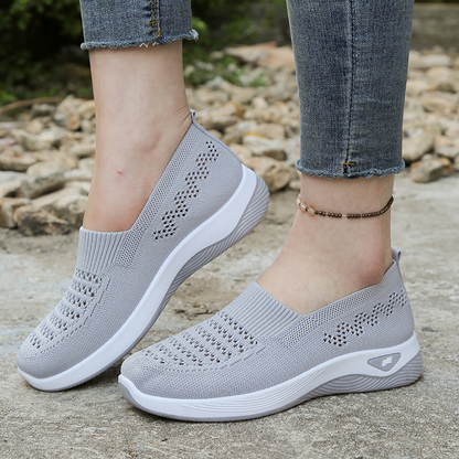 🥳SUMMER HOT SALE🥳💞50K+ SOLD!💥50% OFF! 🔥 Breathable Summer Shoes – Trendy & Ultra-Light Slip-Ons – Perfect for beach, travel or casual days – airy comfort all day long 🌊